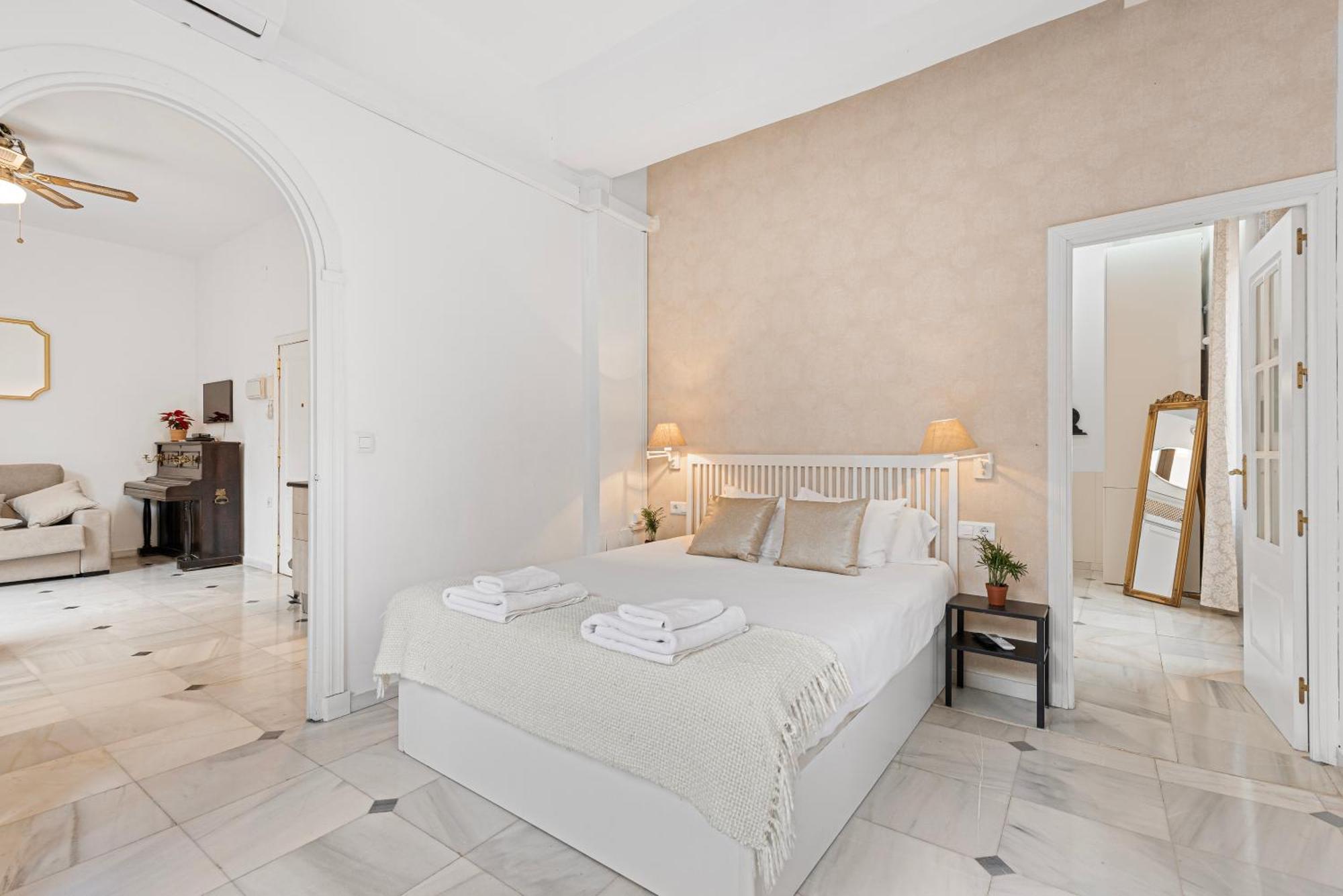 Trinidad Grund Centro Apartment มาลากา ภายนอก รูปภาพ